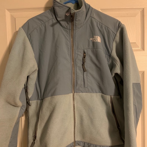 North Face Medium Jacket - Picture 2 of 3